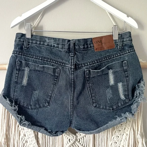 One Teaspoon Bandits Distressed Denim Shorts - Picture 6 of 7